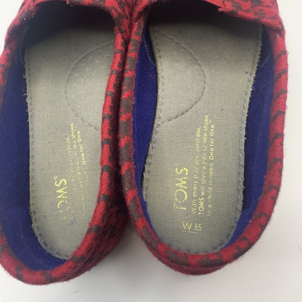 TOMS Classic Alpargata Slip On Red And Black Houndstooth Women's 8.5 Cozy - Picture 8 of 8